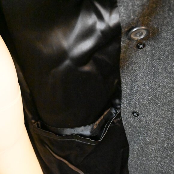 Michael Richards Over Coat - Picture 4 of 9